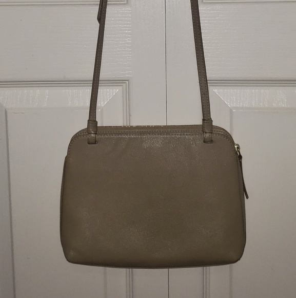 Babaton Wentworth Crossbody Bag Purse Aritzia - Picture 2 of 8